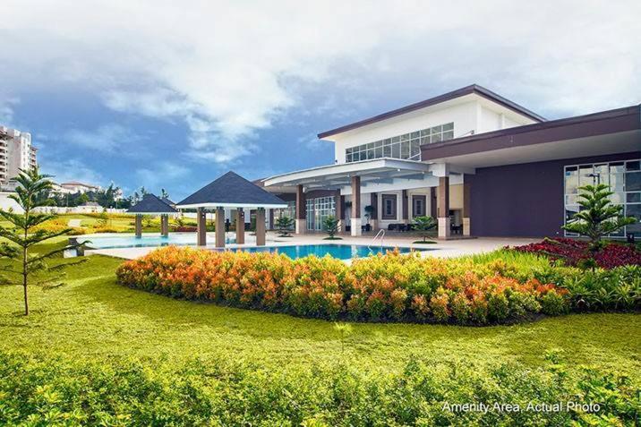 Smdc Tagaytay Taal Lake Condo Cook Netflix No Balcony No Free Parking Tagaytay City Exteriér fotografie