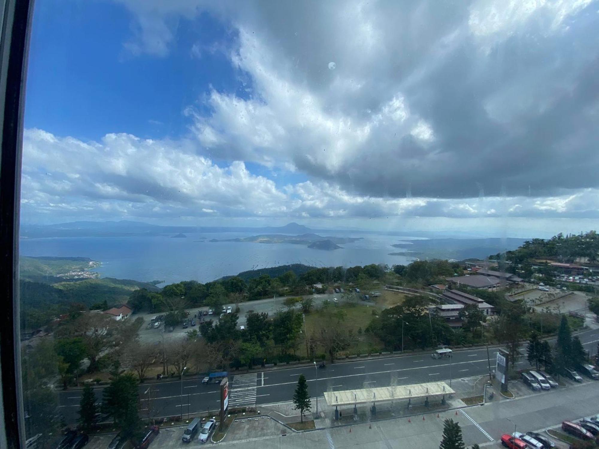 Smdc Tagaytay Taal Lake Condo Cook Netflix No Balcony No Free Parking Tagaytay City Exteriér fotografie