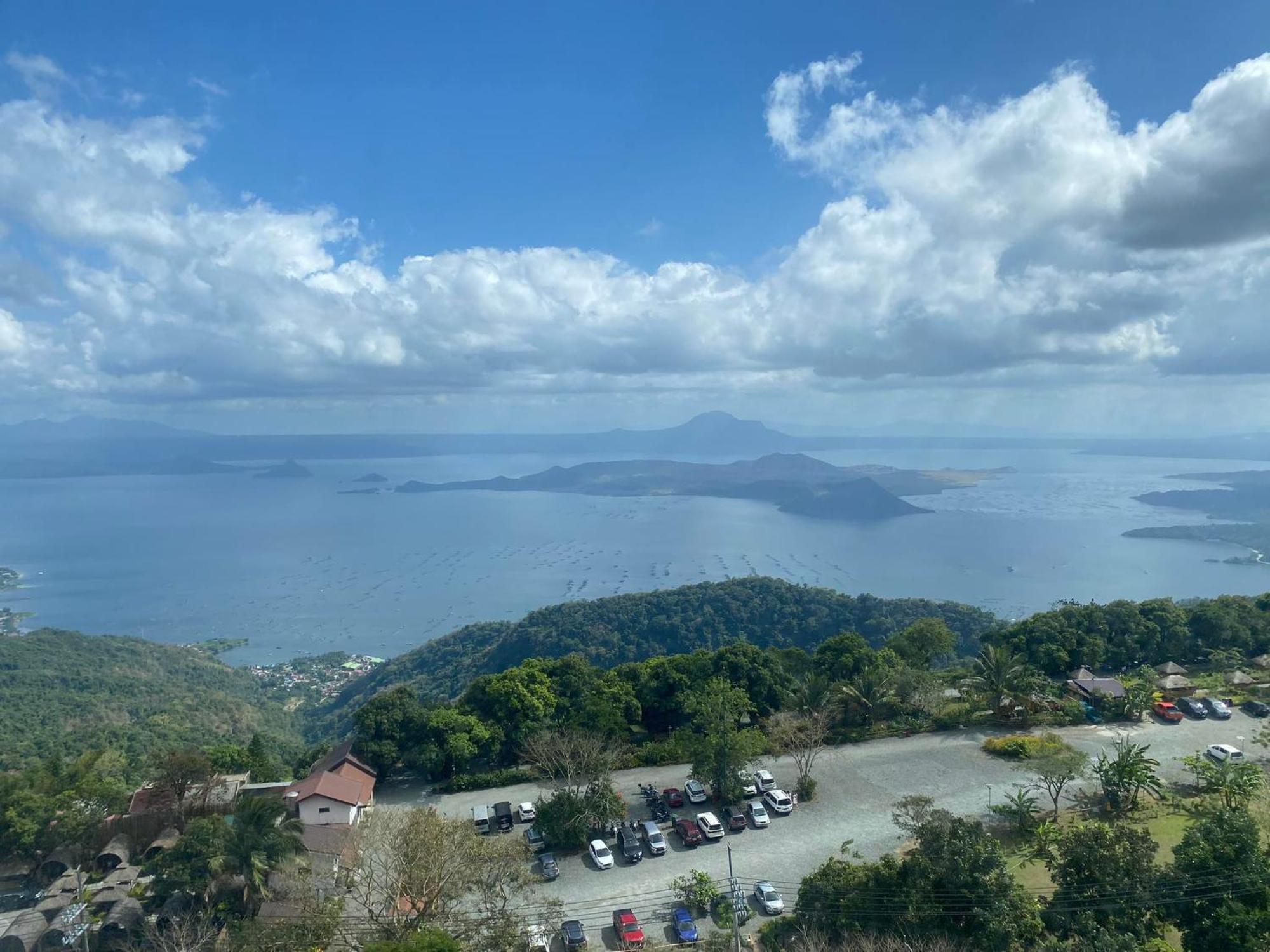 Smdc Tagaytay Taal Lake Condo Cook Netflix No Balcony No Free Parking Tagaytay City Exteriér fotografie